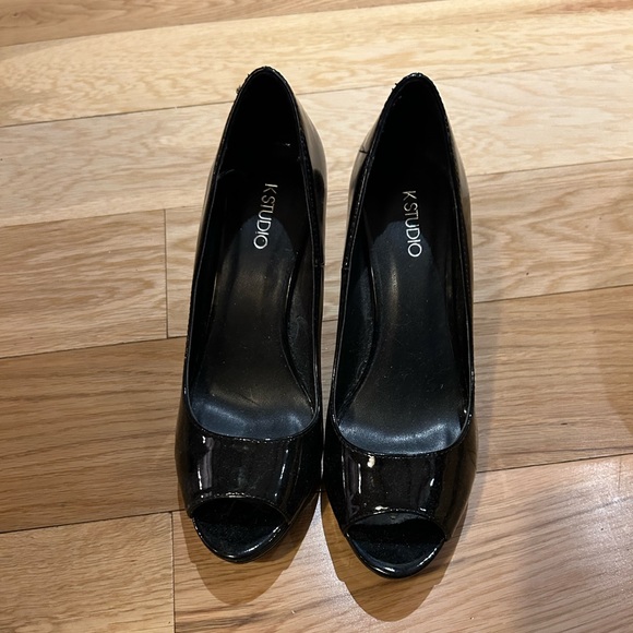 💫K studio 2B BÉBÉ Women’s High heels shiny shoes - Picture 2 of 5